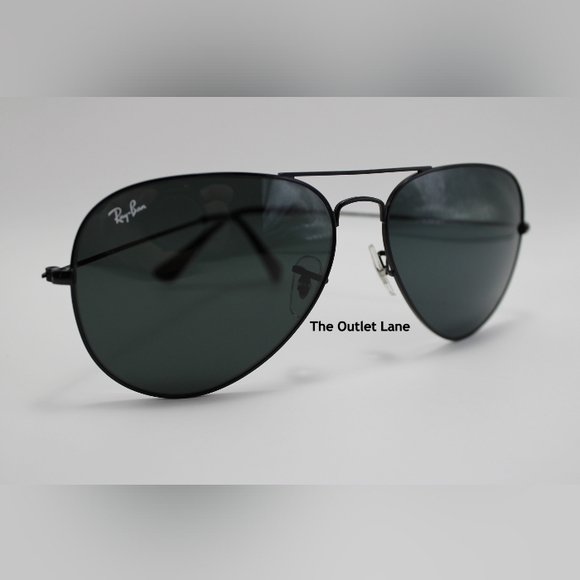 Model Display RayBan Classic Aviator All Black RB3025 - Picture 6 of 16